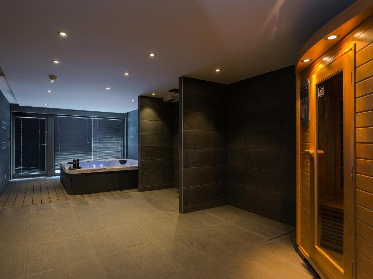 Hotel Victoria Lodge By Skinetworks Val-d'Isere Exterior photo