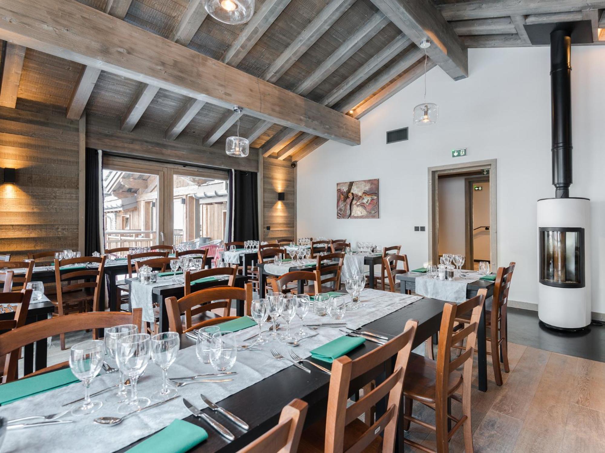 Hotel Victoria Lodge By Skinetworks Val-d'Isere Exterior photo